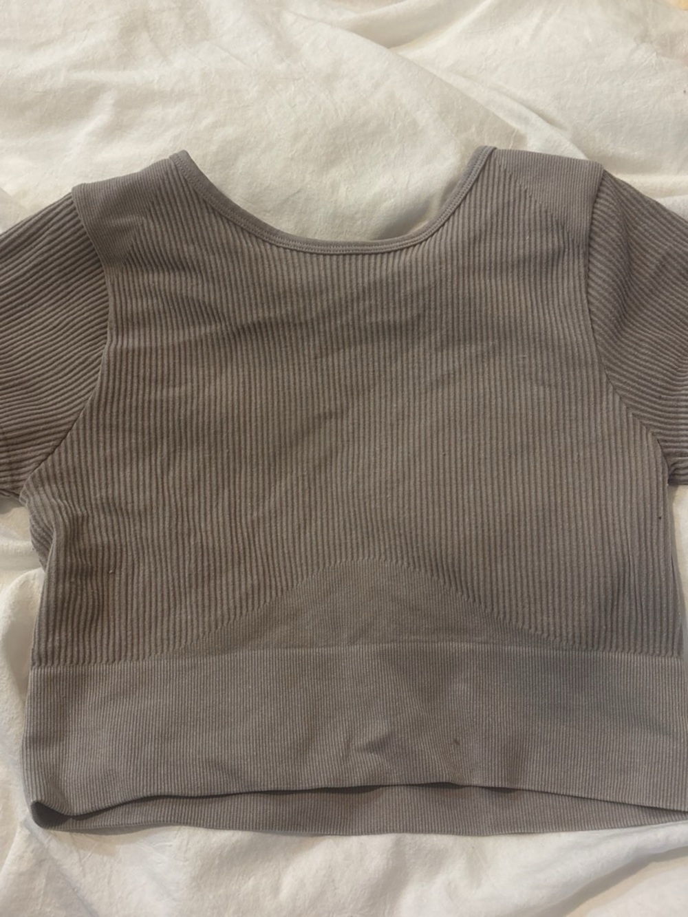 Garage cropped tee